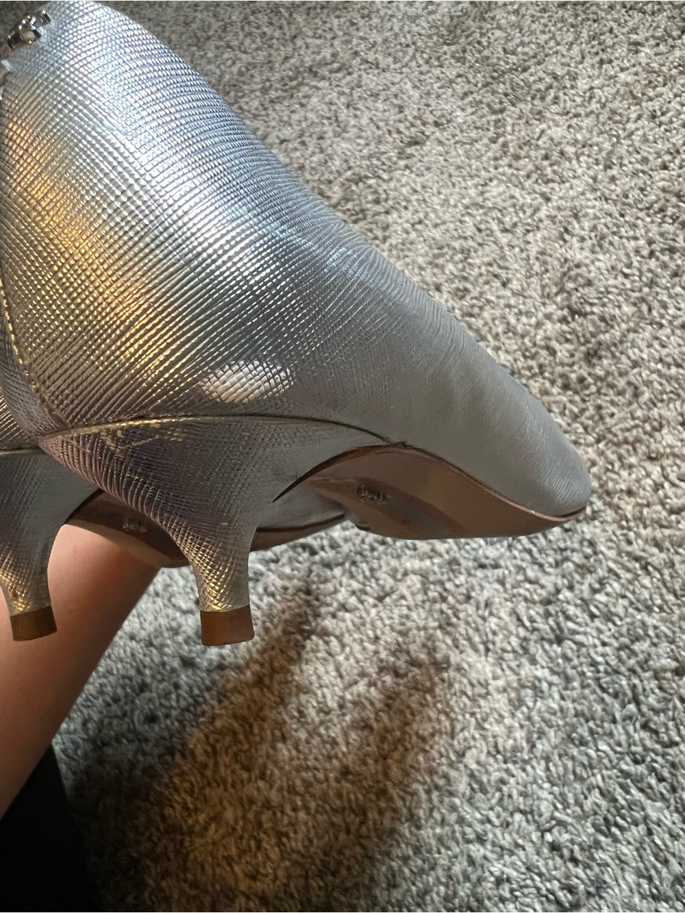 Sam Edelman Franci Pointed Kitten Heel Pumps in Metallic Silver - Picture 6 of 7